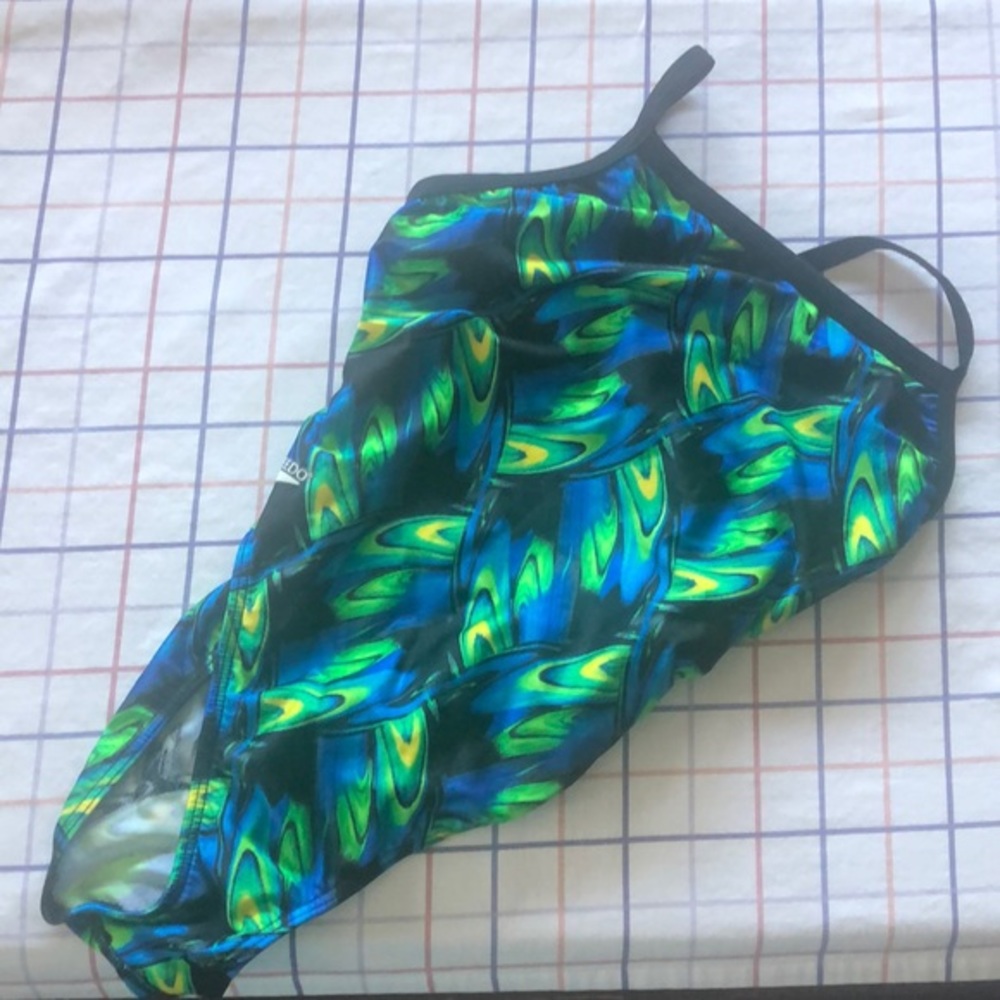 NWOT Speedo SPLICE FLYBACK Woman’s Performance✨